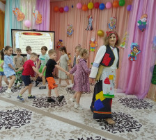 В подготовительных группах прошла викторина "В гостях у сказки" В подготовительных группах прошла викторина "В гостях у сказки".