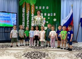 Музыкально-познавательный досуг "Русская березка" прошел в нашем детском саду Музыкально-познавательный досуг "Русская березка" прошел в нашем детском саду.
